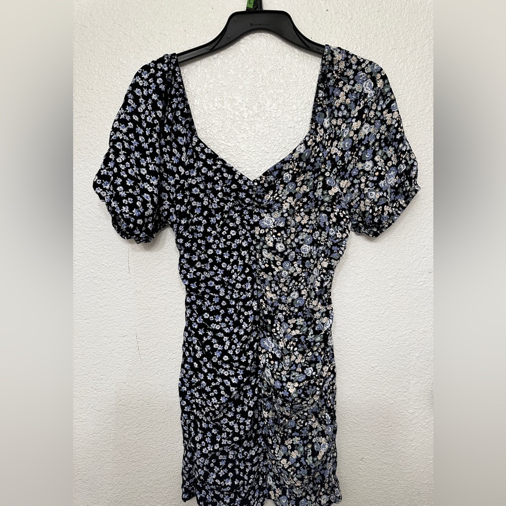 Floral Ruffle Dress - Picture 2 of 8